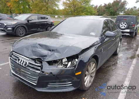 2017 Audi A4 2.0T Premium z USA, uszkodzony, nr VIN WAUANAF4XHN055900